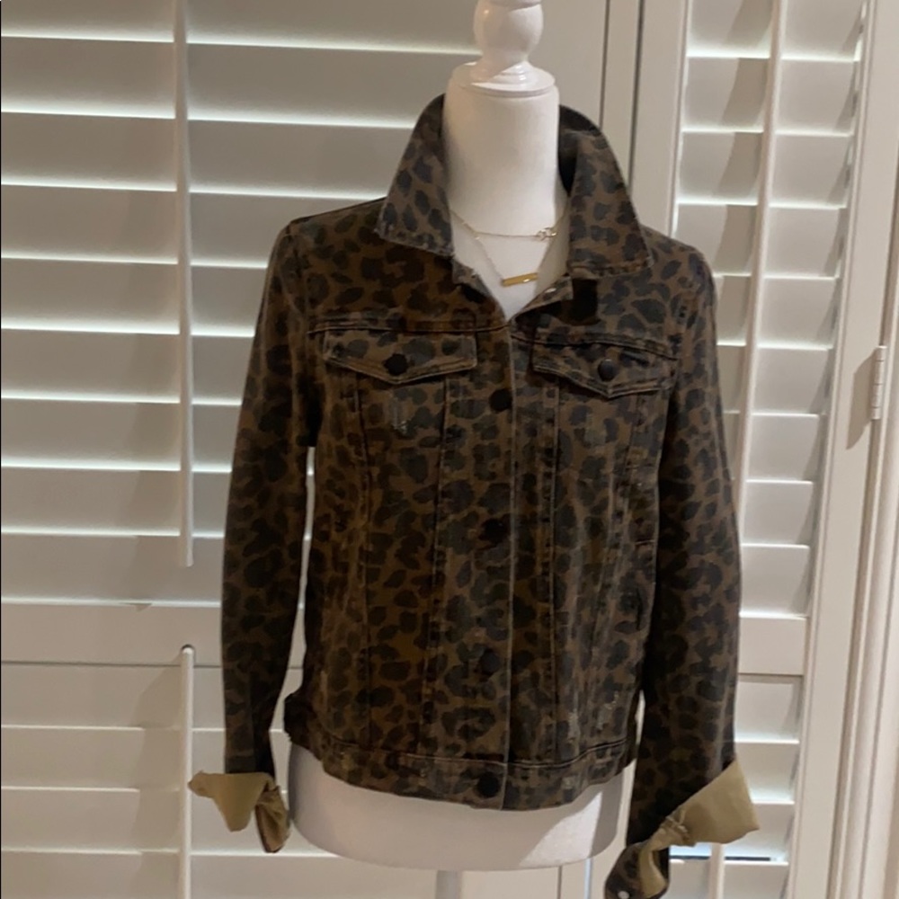 Brown and black leopard Jean jacket! Small to Medium